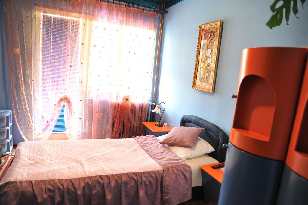 Guesthouse Prenociste Faraon Pljevlja Habitación foto